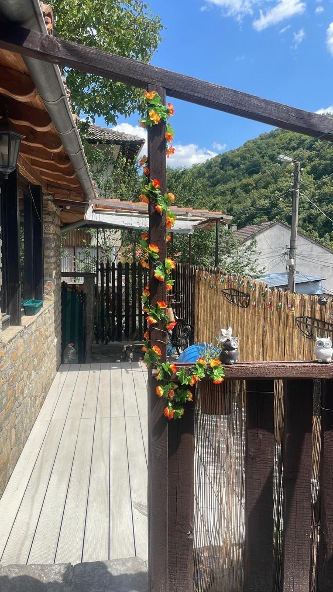 The Base- Balance Hub Hotel Veliko Tŭrnovo Exterior foto